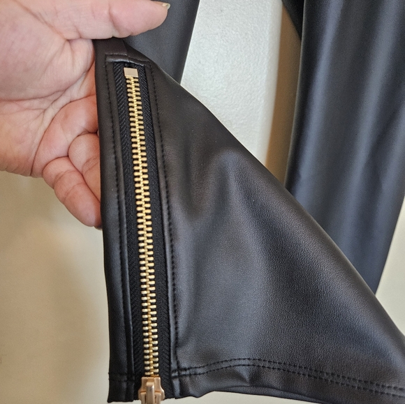 Torrid faux leather leggings - Picture 4 of 8